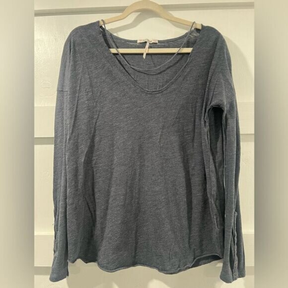 Free People Top - Picture 1 of 6